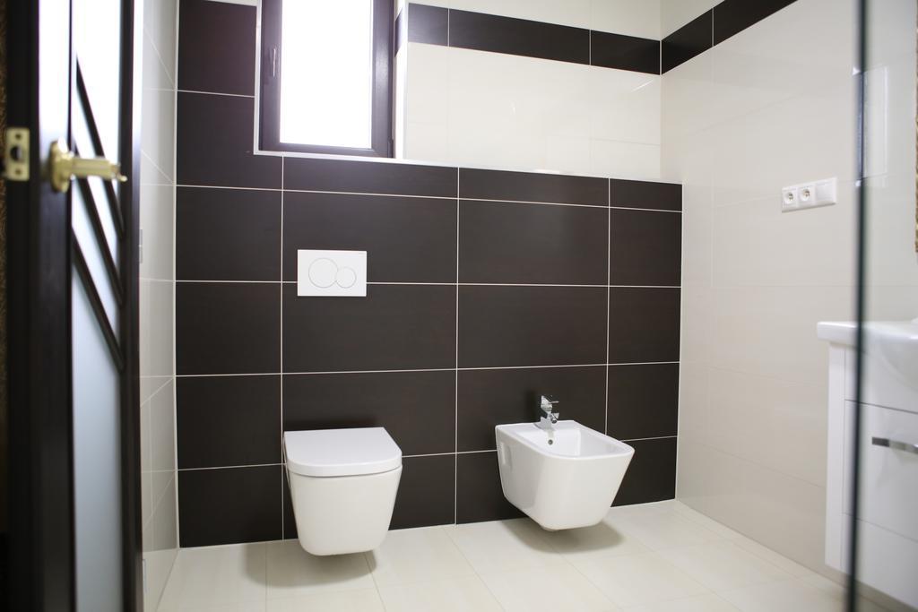 Hotel Kotva Bratislava Exteriör bild