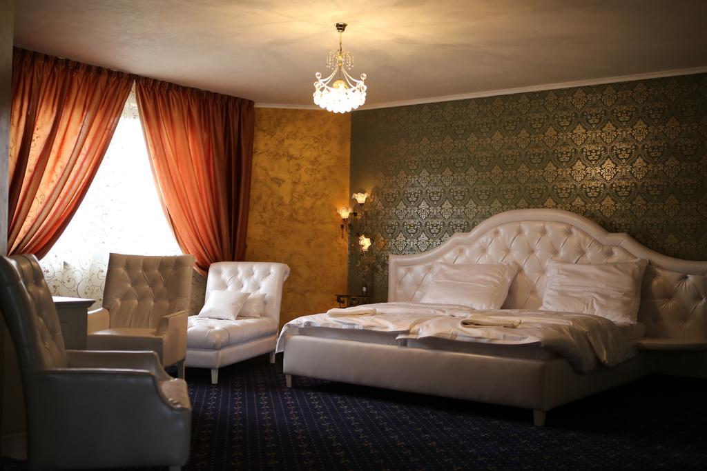 Hotel Kotva Bratislava Exteriör bild