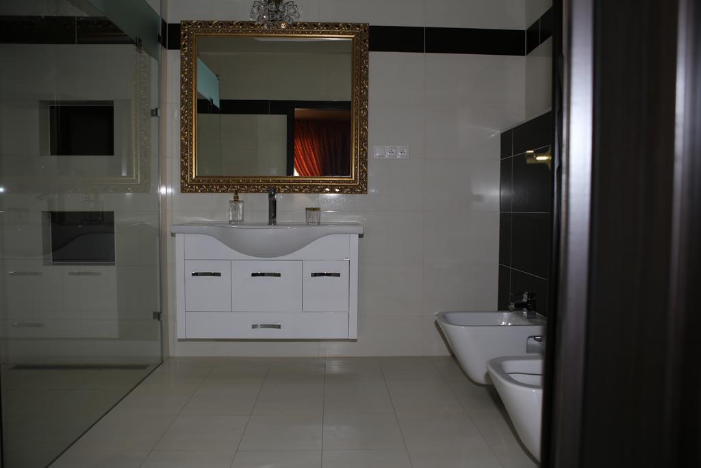 Hotel Kotva Bratislava Exteriör bild